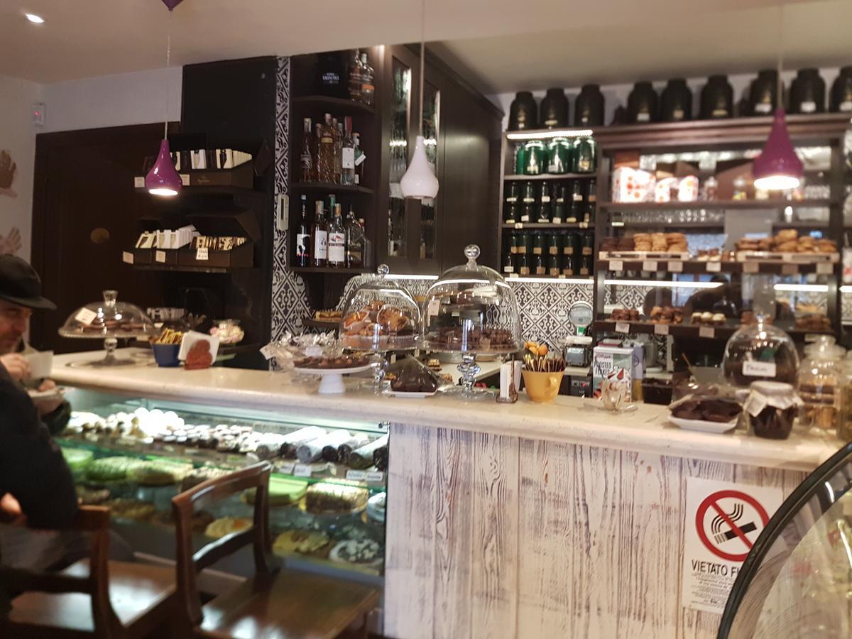 Dolci Notti Di Maga Cacao Panzió Civitanova Marche Kültér fotó